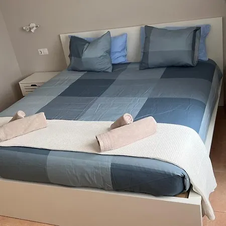 Casa Esmeralda Коральео