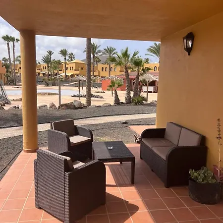 Casa Esmeralda Коральео